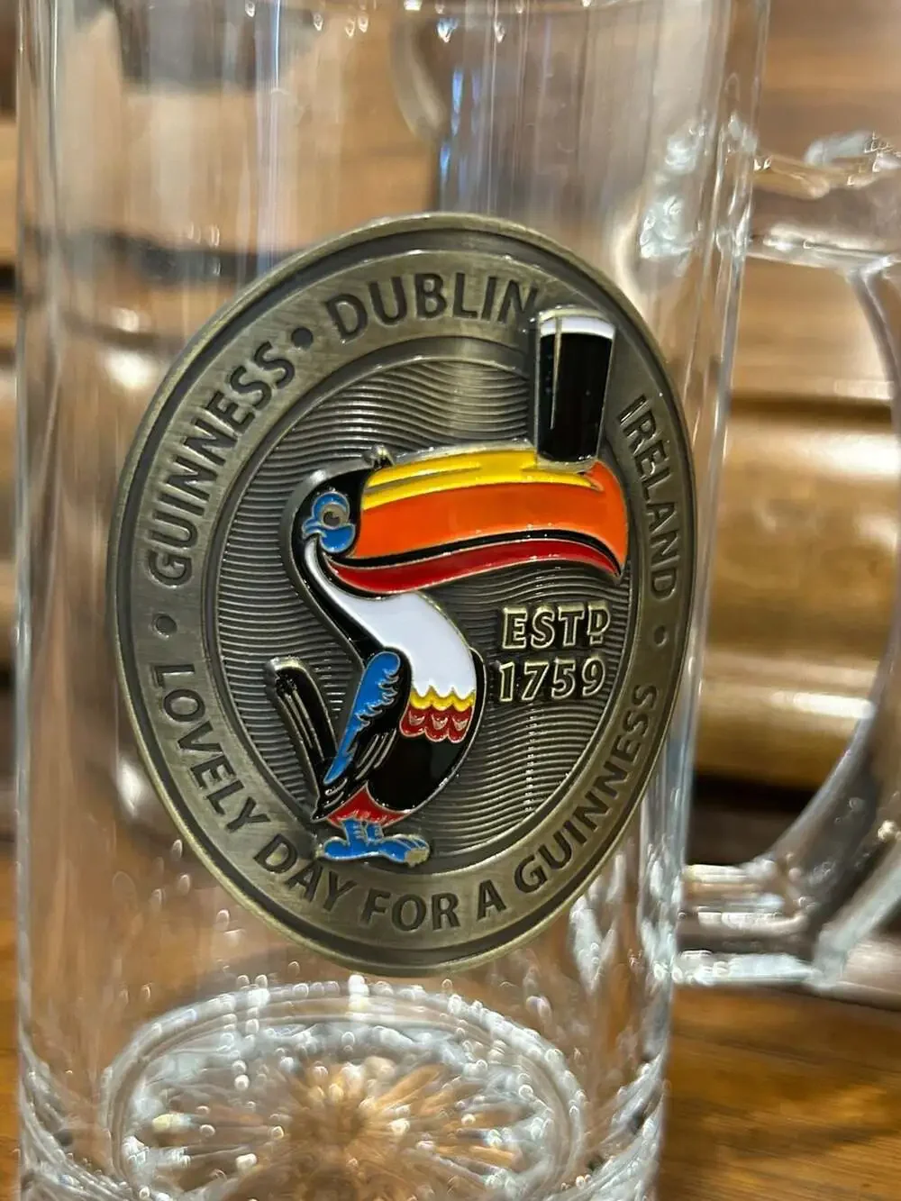 Guinness Ireland Collection Gilroy Toucan Metal Badge Glass Beer Tankard